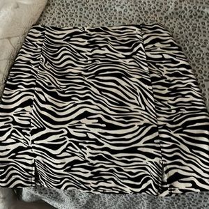 Zebra velvet skirt